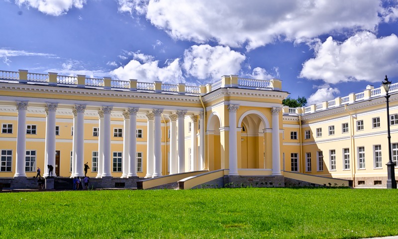 Дворцы города Пушкин