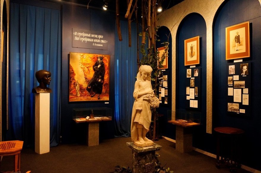 Какие музеи посетить в Петергофе