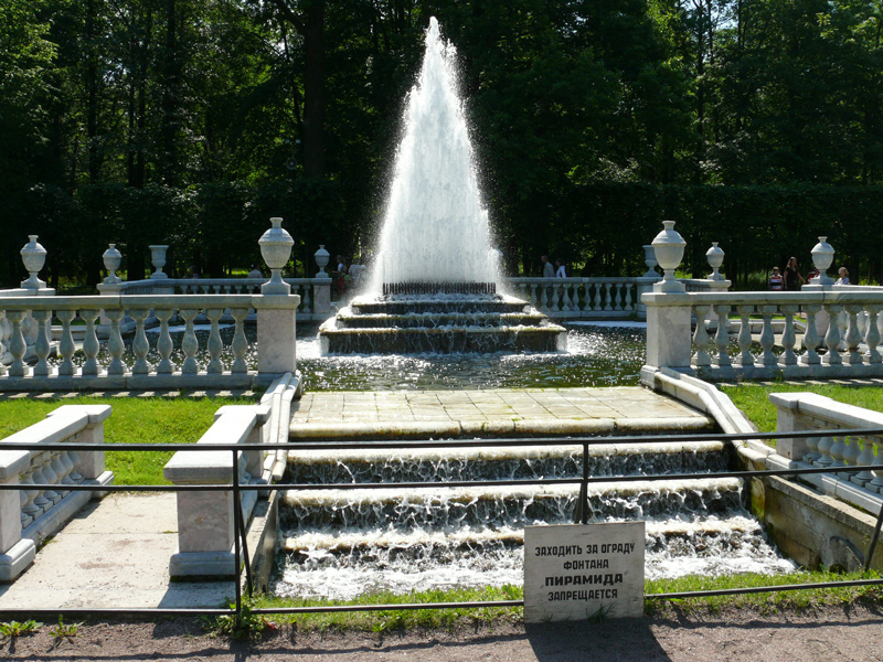 Архитектура Петергофа: фонтаны