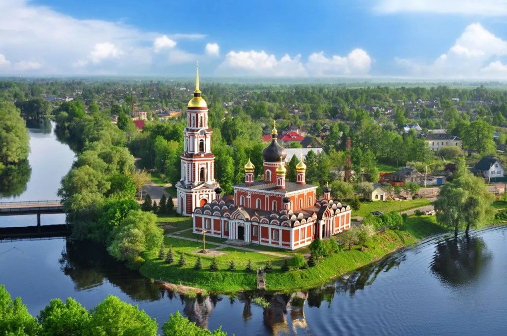 9 самых интересных городов Серебряного кольца России
