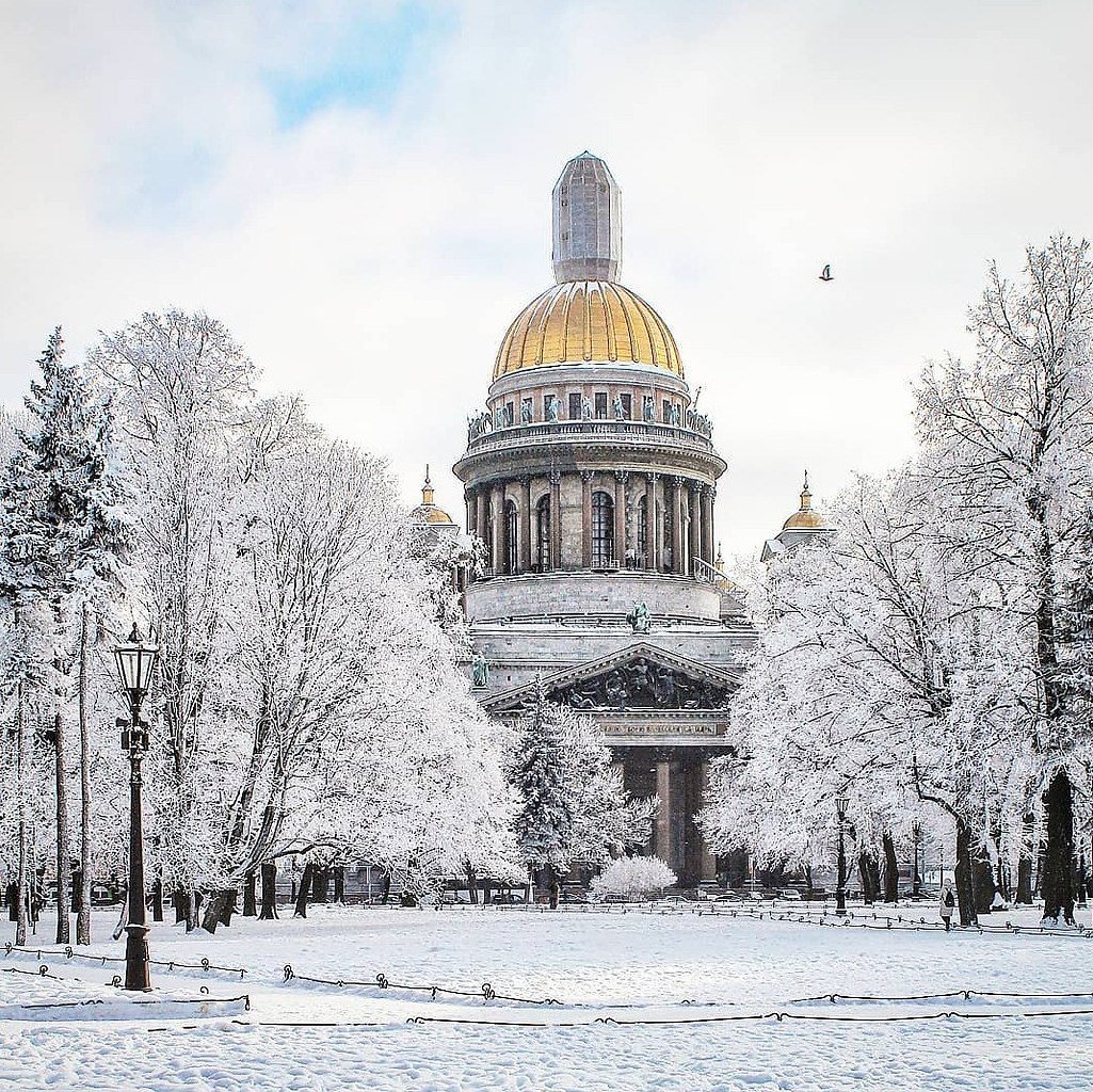 Дворцы в снегу: зимние туристические маршруты Санкт-Петербурга